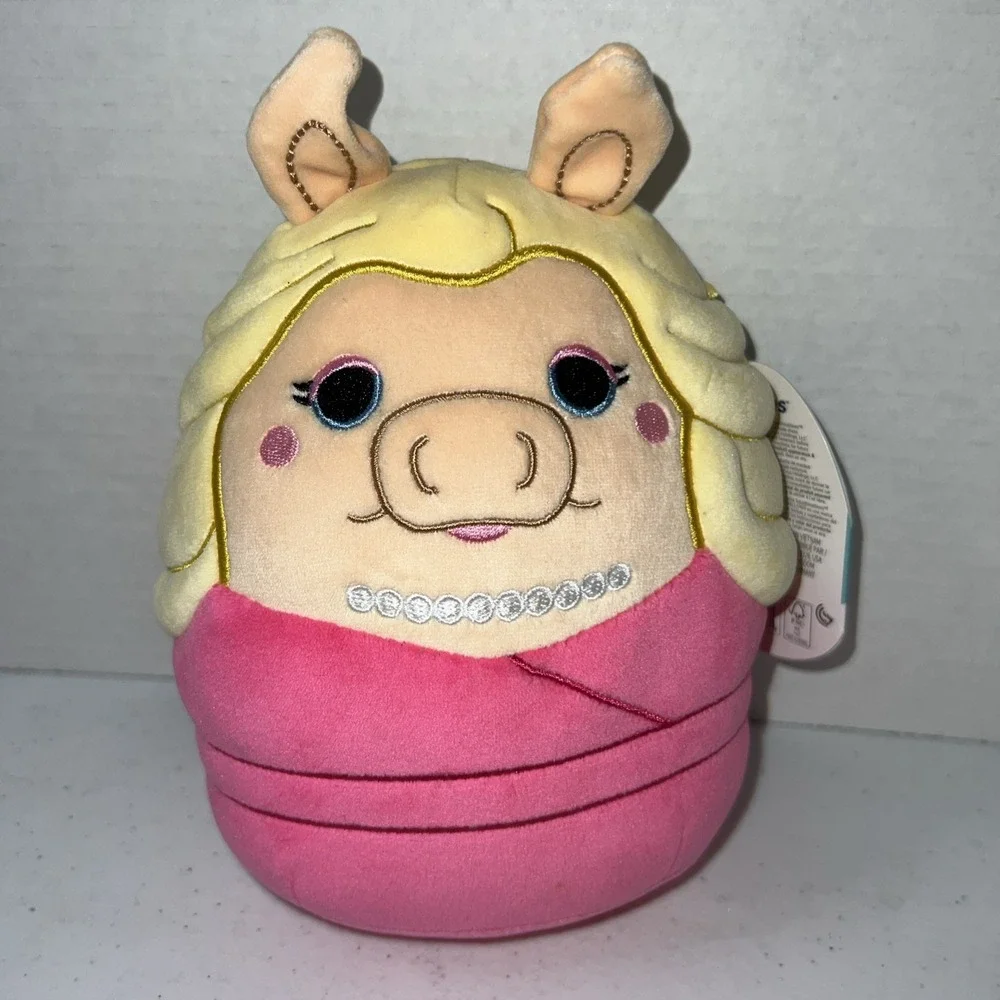 DISNEY THE MUPPETS SQUISHMALLOW MISS PIGGY 6.5